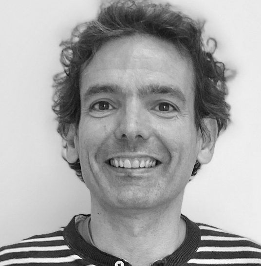 Carles Chargé du développement numérique | conception programmation