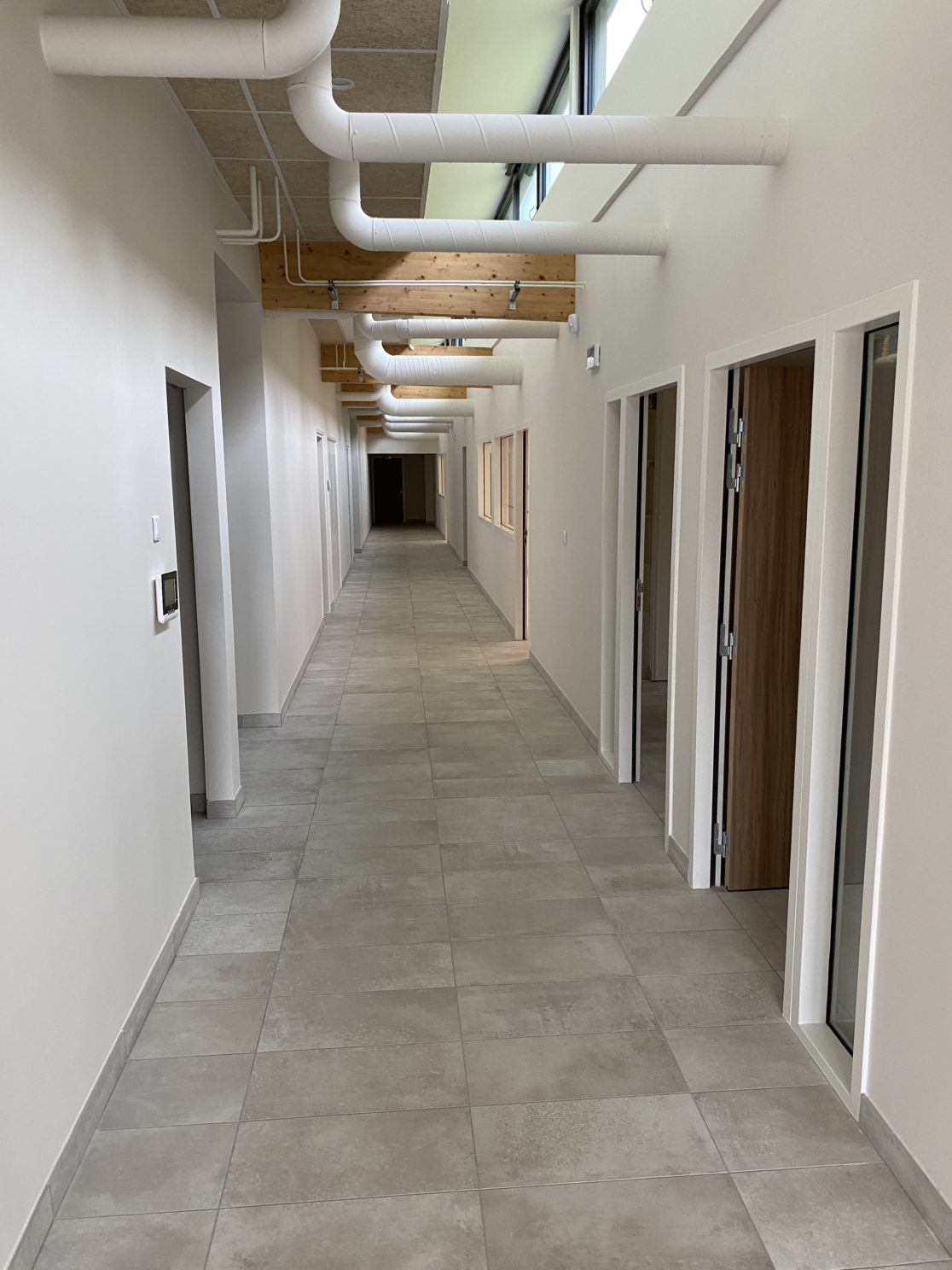 Illustration 08 Centre routier locaux intérieurs