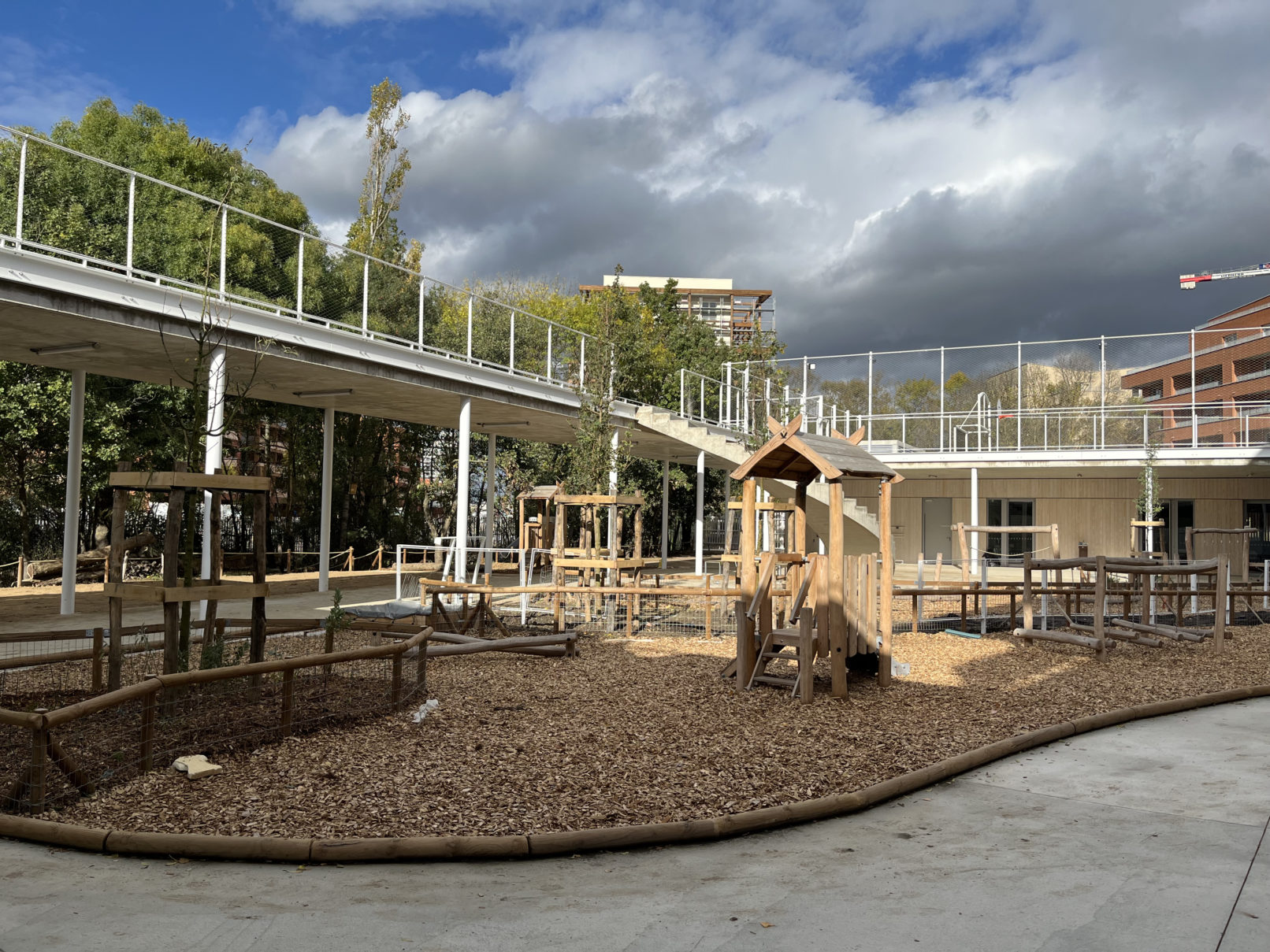 Illustration 01 Groupe Scolaire Malepère cour intérieure