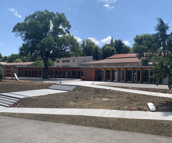 Illustration 01 Groupe scolaire le Magnolia_cours récréation