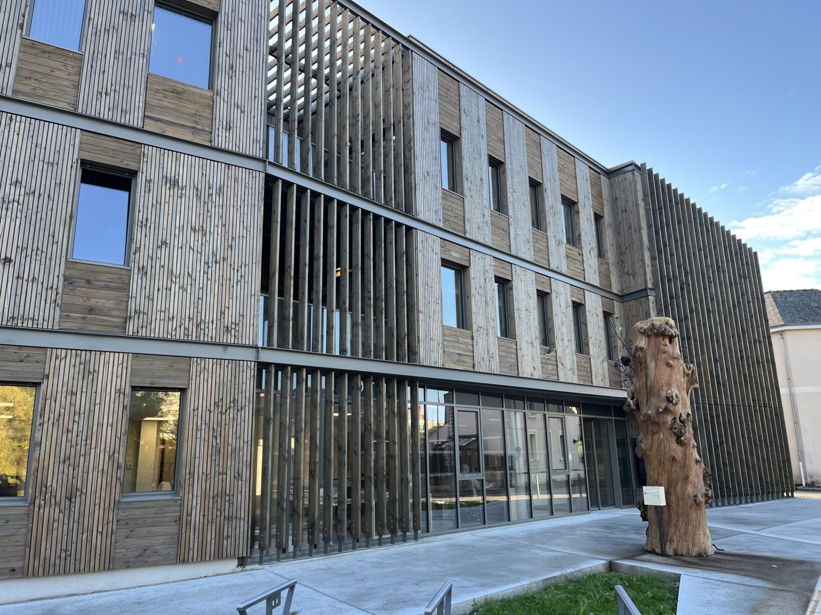 Illustration 02 Pôle tertiaire Segre en Anjou Bleu vue exterieure